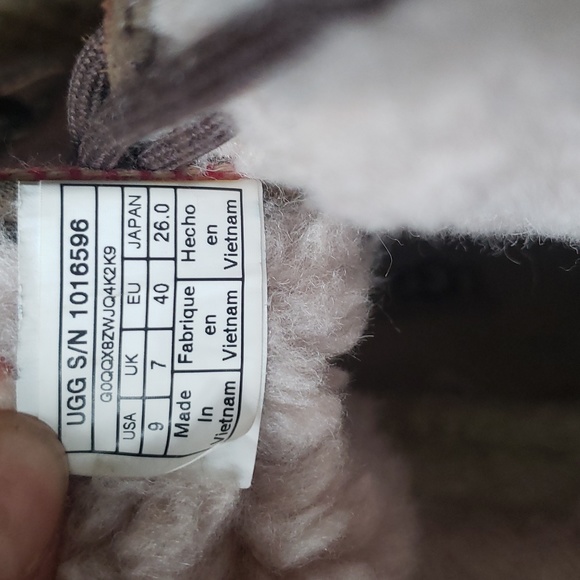 UGG waterproof boots - Picture 5 of 16